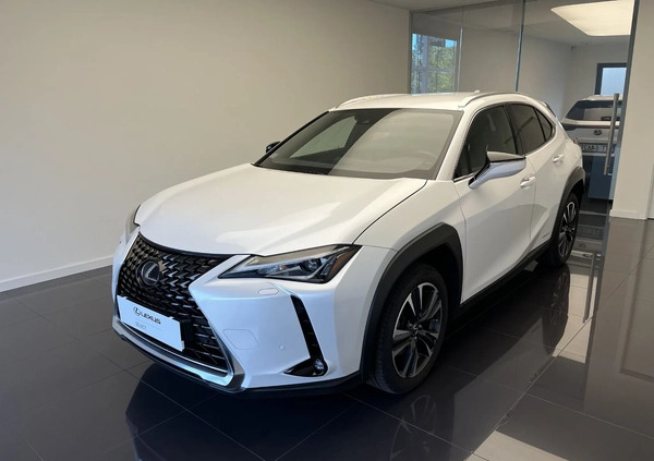 Lexus UX cena 152900 przebieg: 20625, rok produkcji 2021 z Lublin małe 67